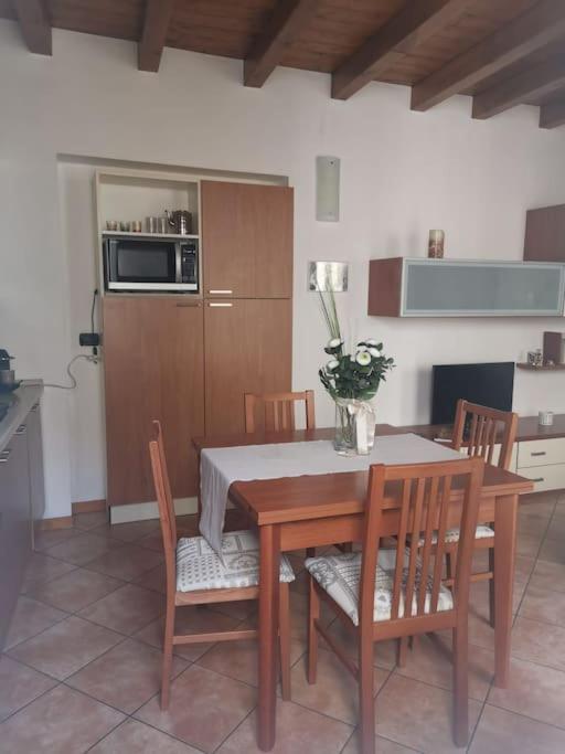 Casa Vacanze Il Tuffetto Olginate Eksteriør bilde