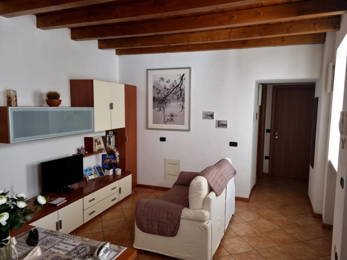 Casa Vacanze Il Tuffetto Olginate Eksteriør bilde